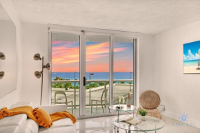 Special Offer - Balcony - Beachfront Condo - Gym